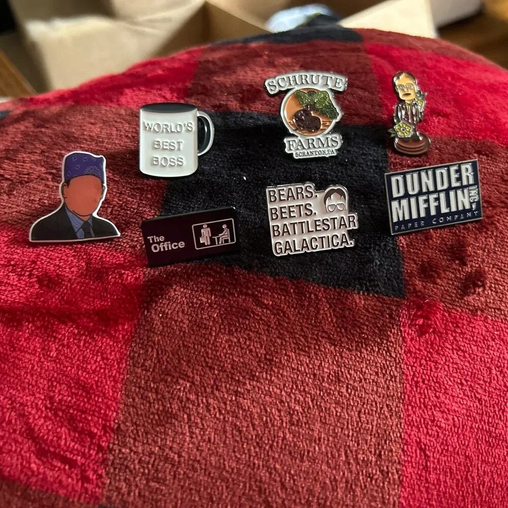 The Office TV sitcom Enamel 7 Pin Lot Schrute Farms Dunder Mifflin Battlestar